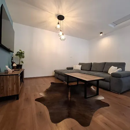 Pod Vrskami Vazca Semesterbostad